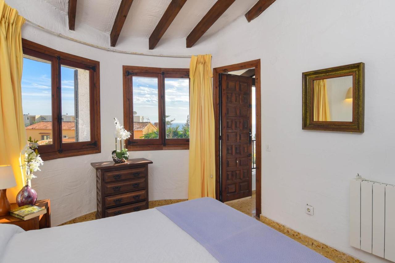 Bungalow With Seaviews In Moraira Теулада Экстерьер фото